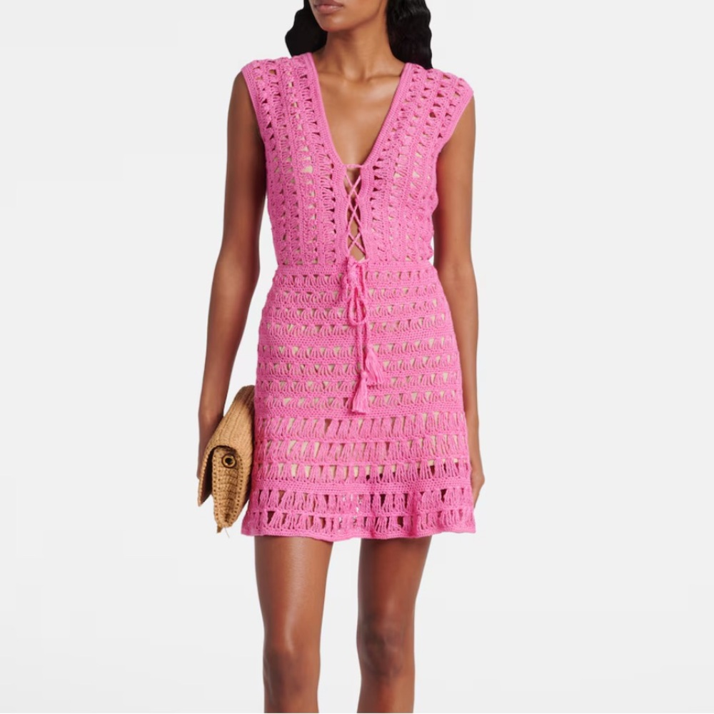 Anna Kostruova Jennifer pink crochet